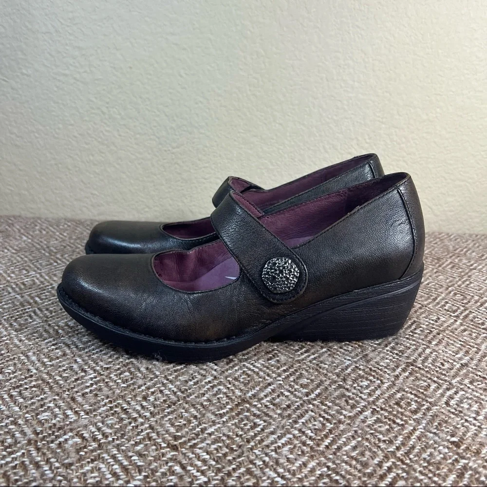 Dansko Adelle Mary Jane Wedge Black Leather Comfortable Dark Academia Sz 38-7.5